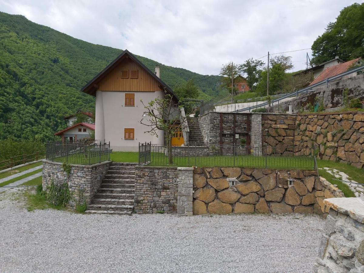 Pocitniska Hisa Pri Kustrcu Apartment Grahovo ob Baci Exterior photo